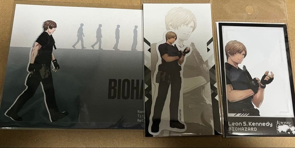 Capcom Biohazard Leon S. Kennedy Sticker Postcard Clear Card 3-piece Set