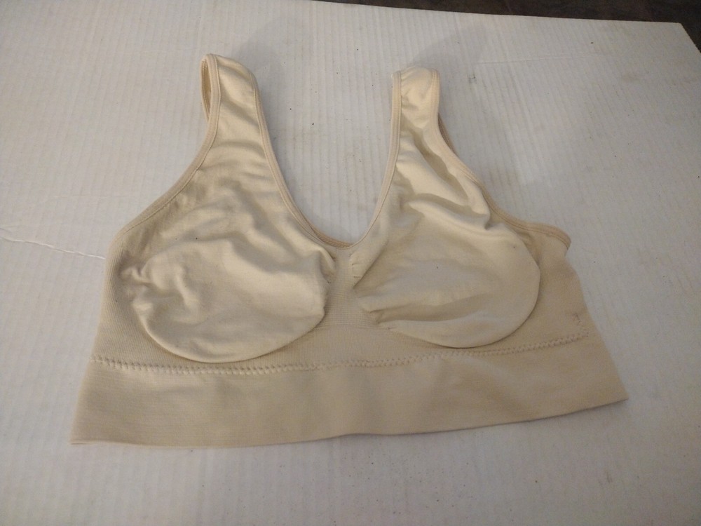 Women's Bra Basic and Cute Size XL Wire Free.