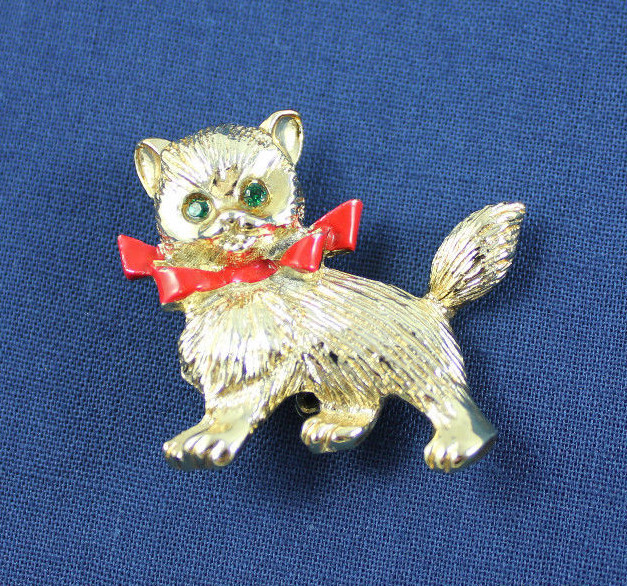Vintage Cat Jewelry Brooch Pin Rhinestone Green Eyes Red Bow Costume Gold Tone