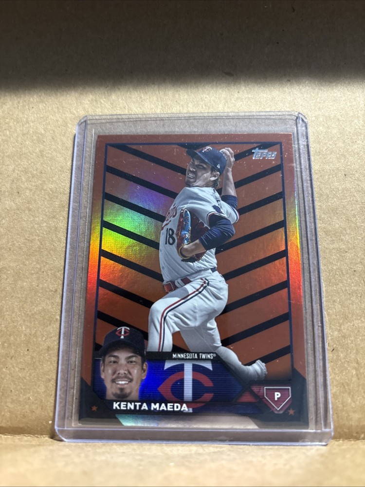 2023 Topps Update Kenta Maeda #US97 Orange Black Foil Parallel Baseball Card