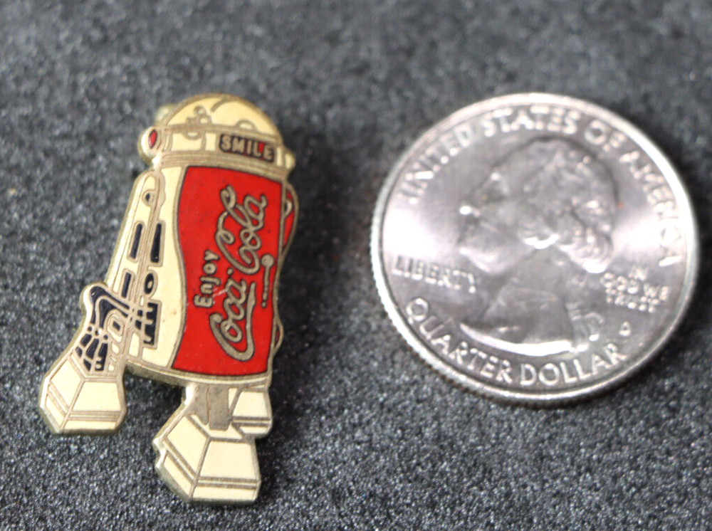 Coca-Cola Star Wars R2-D2 Enjoy Smile Pin