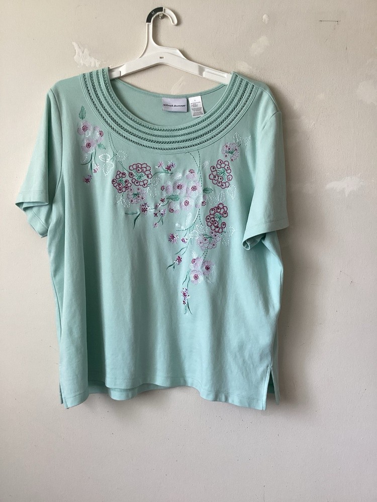 Alfred Dunner Short Sleeve Top..XL