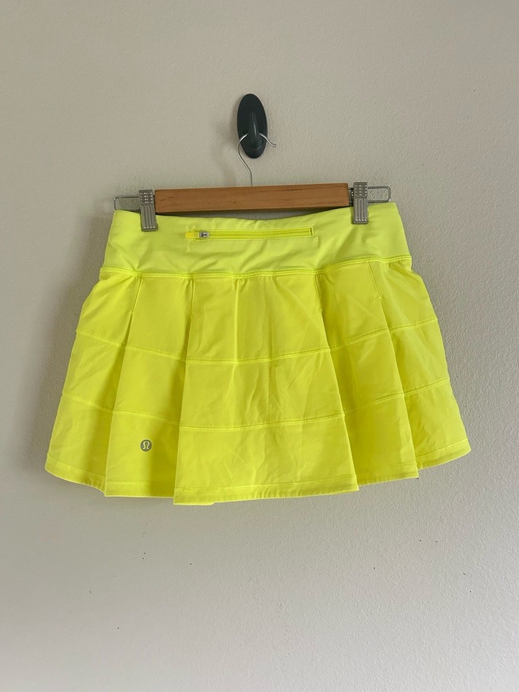 lululemon pace rival skirt , size 4 Neon Yellow
