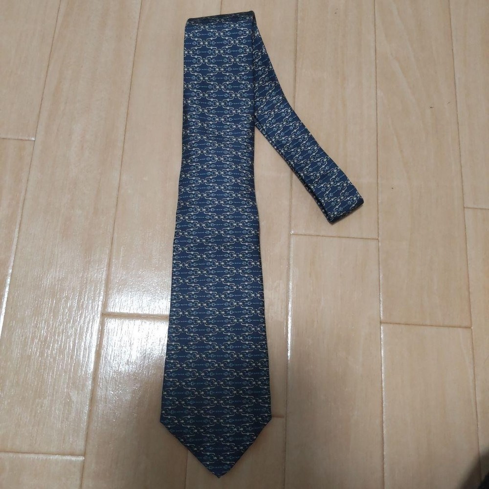 HERMES Necktie Tie All over belt pattern Made in France Navy Used 100% Silk