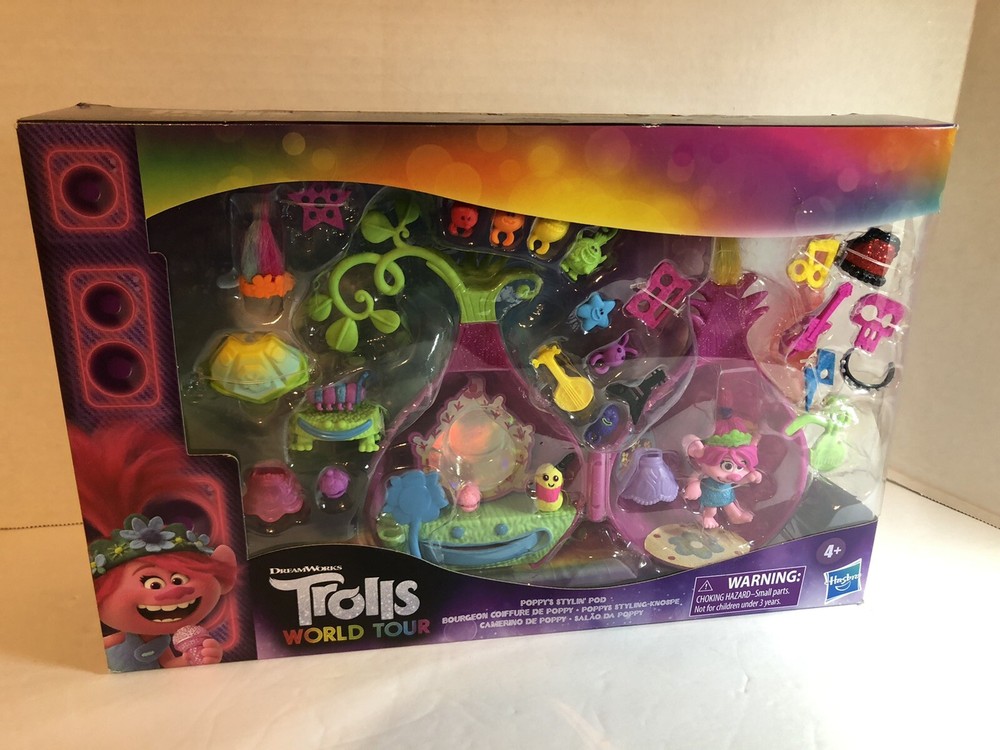 Poppy’s World Tour Stylin' Pod Play set w/Poppy Trolls Figure Dreamworks  NEW