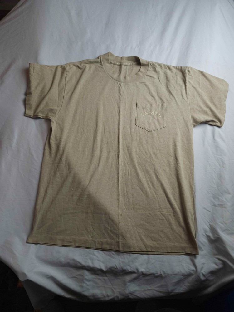 Vintage 90s Camel Joe Cigarette T-Shirt Mens Large Tan Camo Gorpcore Streetwear