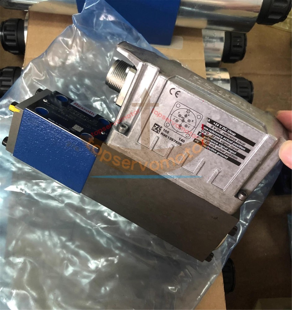 ONE Rexroth Proportional Valve R901382369 4WRPEH6C5B40L-3X/M/24F1 NEW