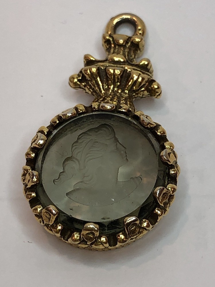 Vintage 1950s Goldette Glass Intaglio Gold Tone Pendant
