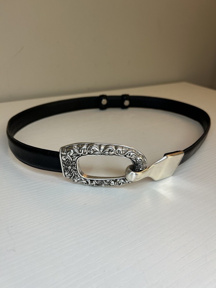 Black Women's Genuine Leather Belt Size Small Silver Spring Buckle Hook & Loop