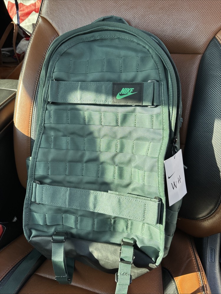 Nike Sportswear RPM 26L Backpack in Vintage Green FD7544-338