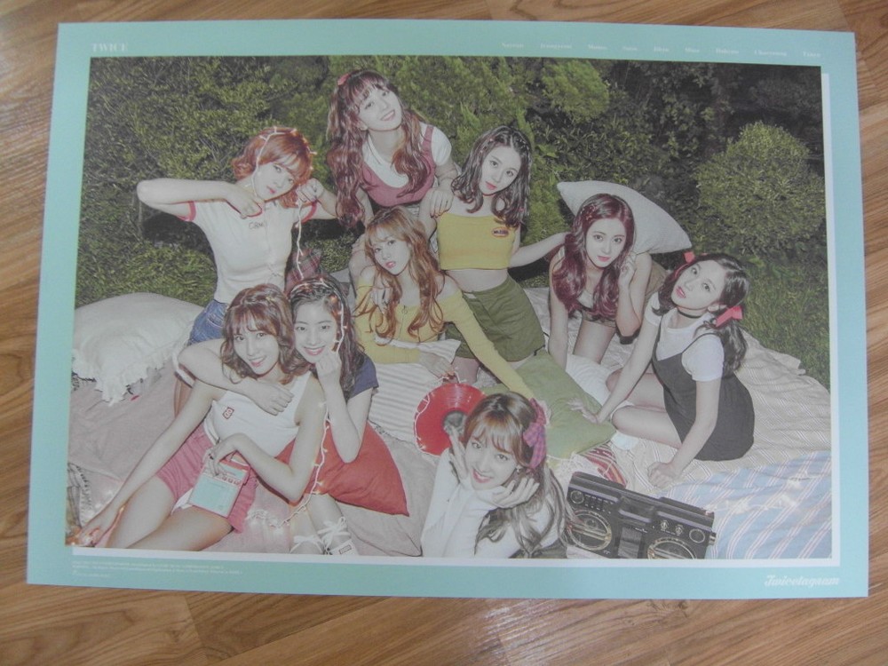Twice - Twicetagram (Type A) [Original Poster] *New* K-Pop