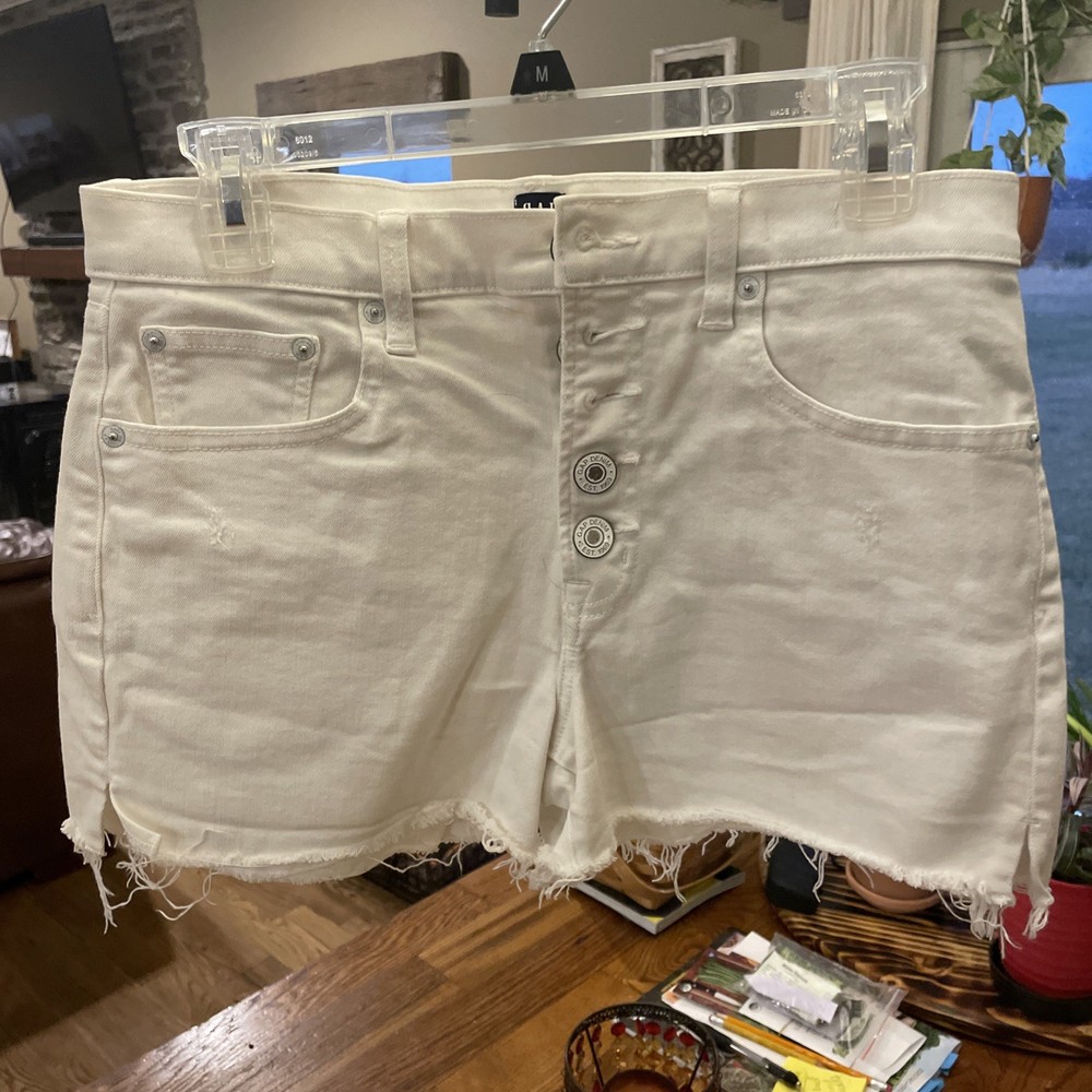GAP Denim Size 28 Women’s Shorts 3 Inch