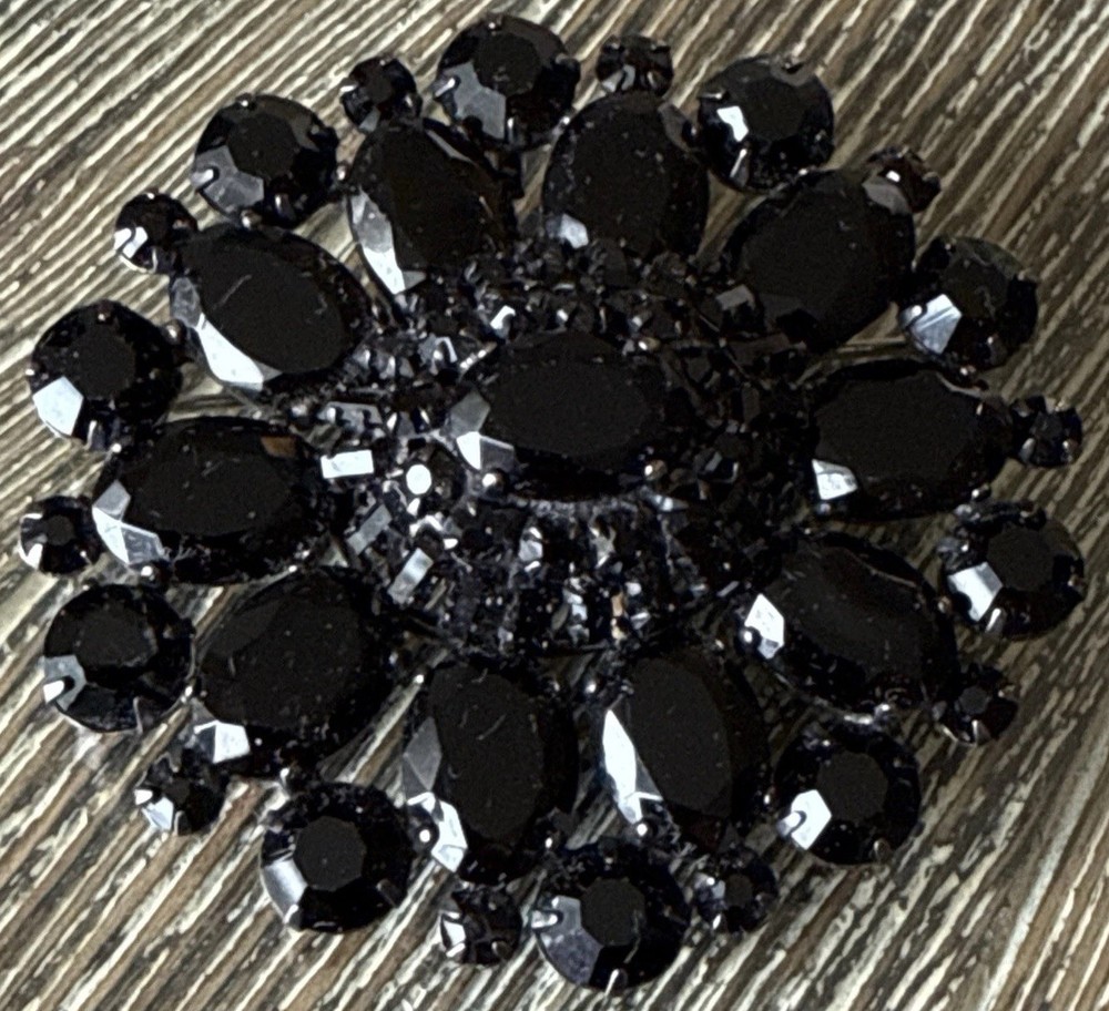 Schreiner of New York Vintage Black Brooch/Pendant Signed