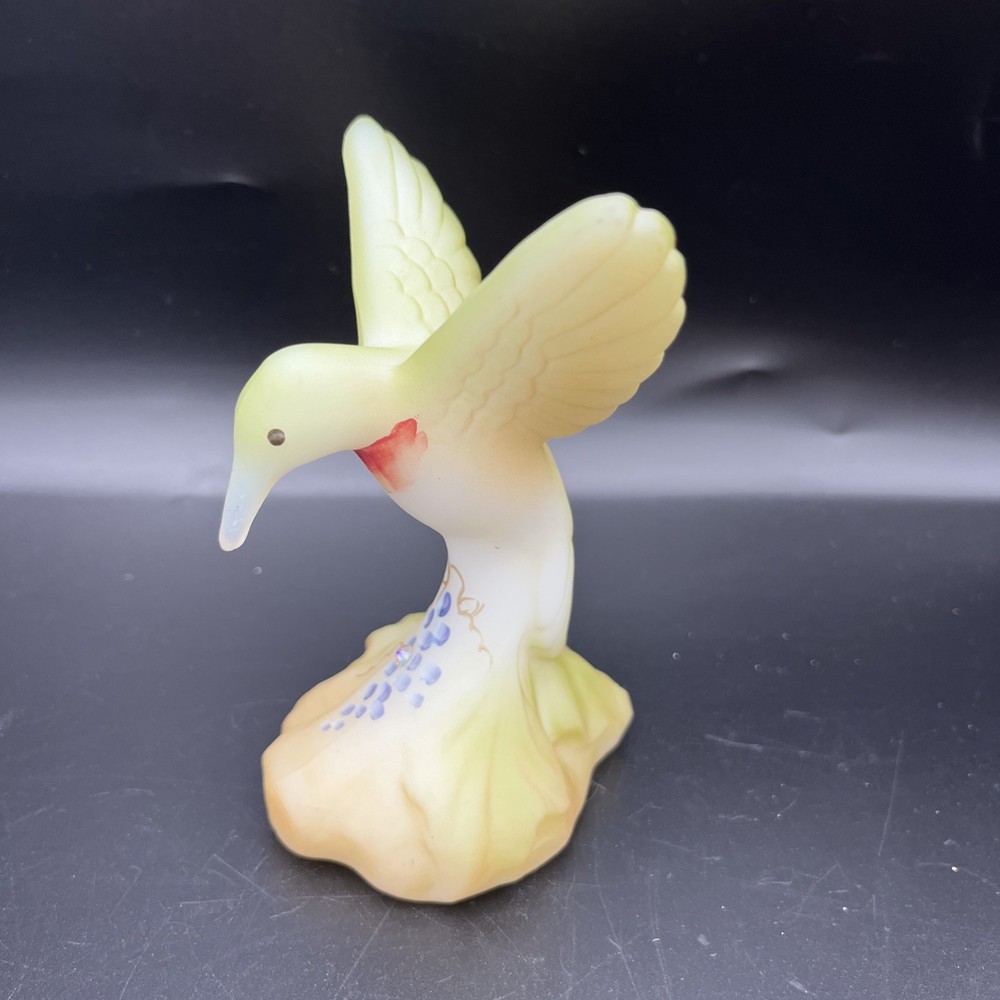 Fenton HandPainted Frosted Milk Glass Hummingbird Figurine Signed D. Cutshaw