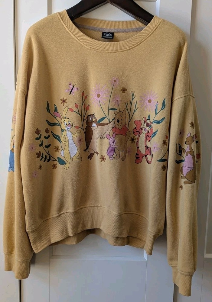 Disney Winnie Pooh Tigger Piglet Women's 2X Sweatshirt Yellow Graphic Crewneck