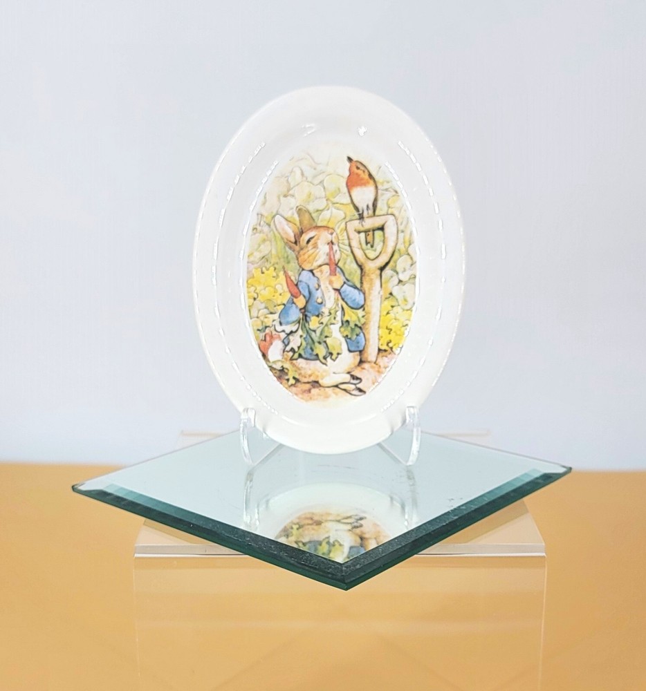 Vintage Peter Rabbit Oval Porcelain Trinket Dish 3.5x5 Easter Wall Plate Decor