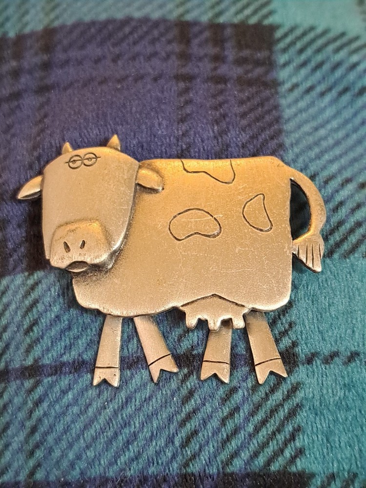 Vintage Signed JJ Jonette Cow Silver Tone Brooch Articulated Legs
