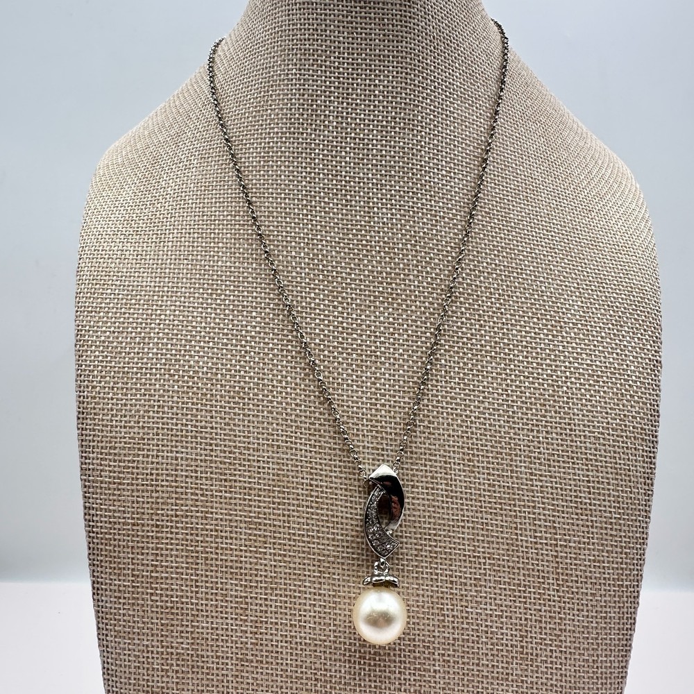 Vintage 90s Silver Tone Pearl Glass Necklace Pendant Fashion Women's Jewelry