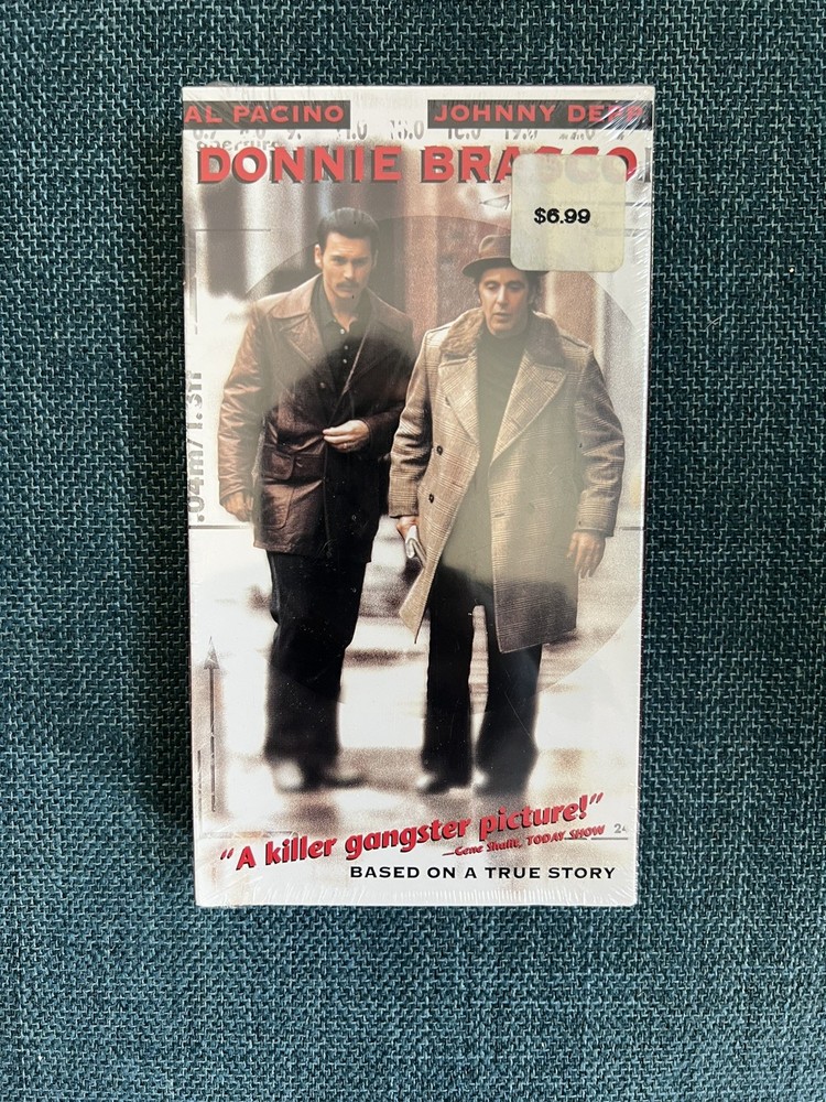 Donnie Brasco (VHS, 1997, Closed Captioned) SEALED