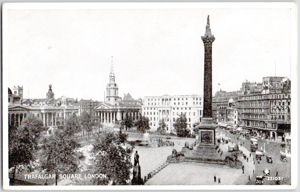 UK England London Trafalgar Square 1910 Nelsons Column Lions Fountain Postcard