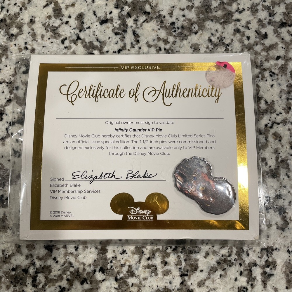 Marvel Avengers Infinity Gauntlet Disney Movie Club VIP Exclusive Pin