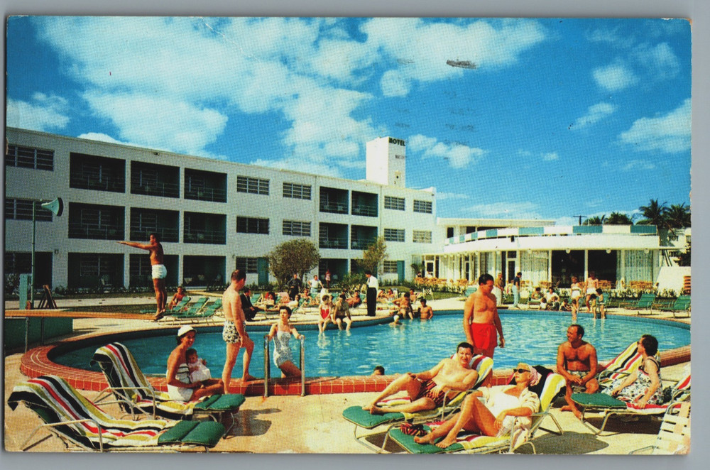 Florida Miami Beach Venetian Isle Motel Swimming Pool Retro Chrome Postcard