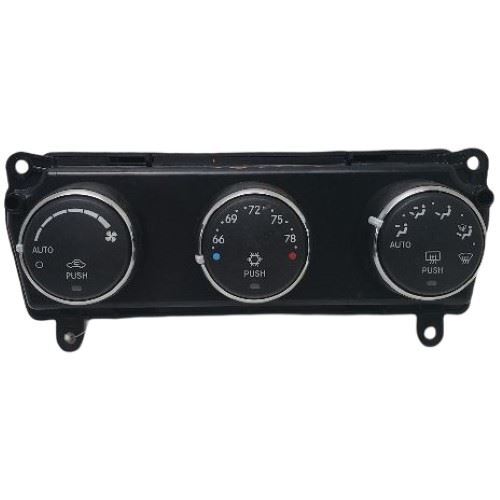 2012 Chrysler 200 Automatic A/C Selector Switch for Temperature Control