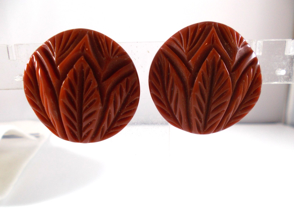 VTG Style Morris for MMA Leaf Design Brown Bakelite Clip on Earrings