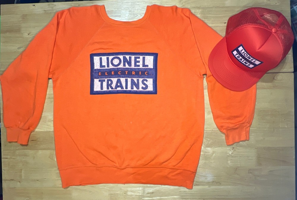 VNTG 1980s  LG LIONEL ELECTRIC TRAINS CREWNECK & SNAPBACK ROPE MESH TRUCKER HAT