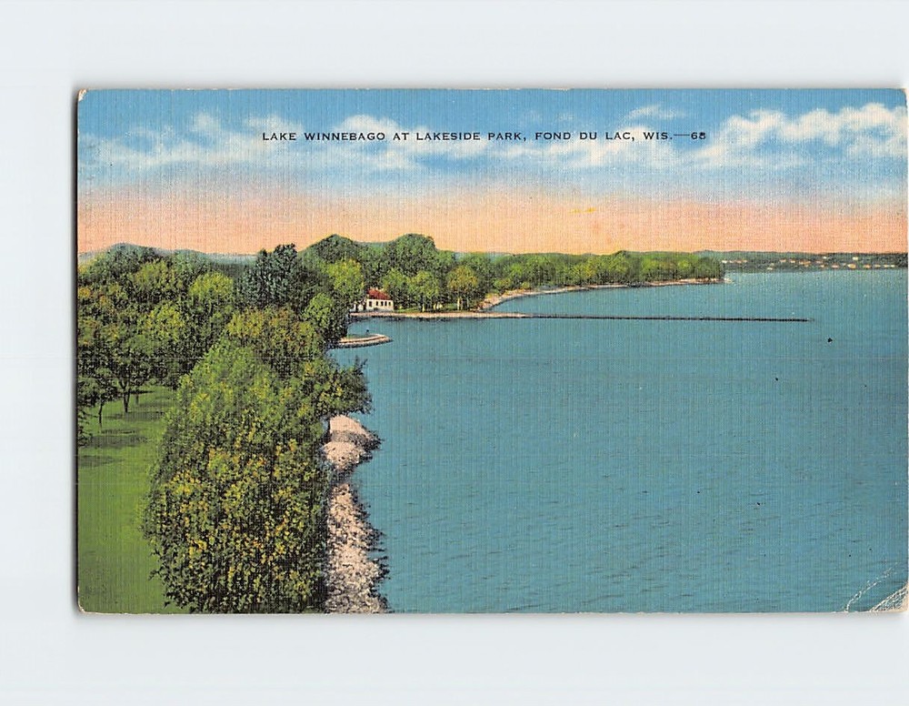 Postcard Lake Winnebago at Lakeside Park Fond du Lac Wisconsin USA
