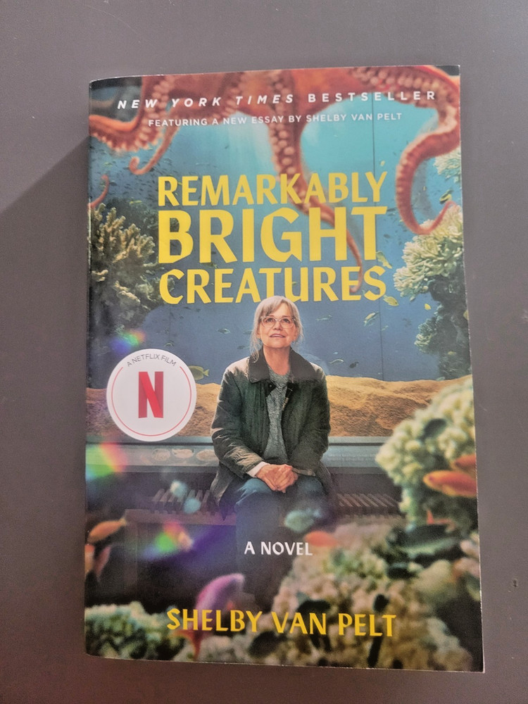 Remarkably Bright Creatures : a Novel - NYT Bestseller - Coming To Netflix - NEW