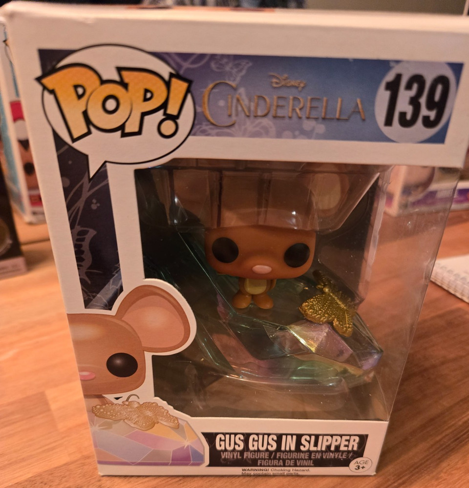 Funko Pop! Disney Cinderella - GUS GUS IN SLIPPER Vinyl Fig. #139 - NIB!!