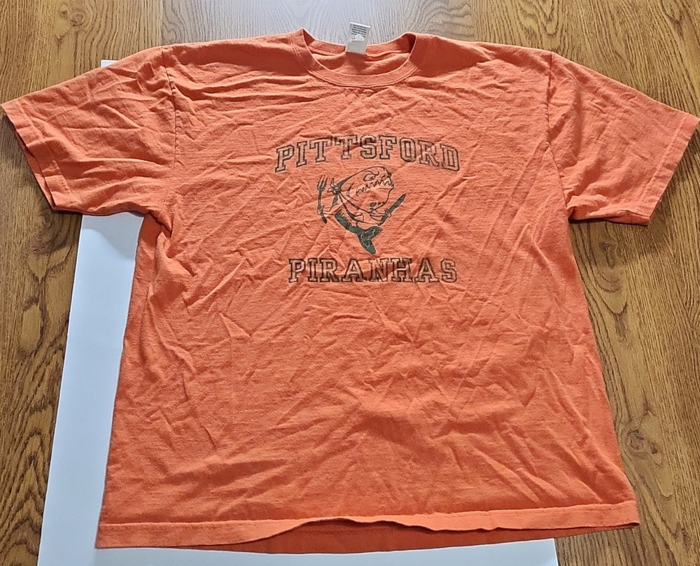 Old Navy Men's Orange XL Piranha Graphic Crew Neck Short Sleeve Cotton Knit Tee