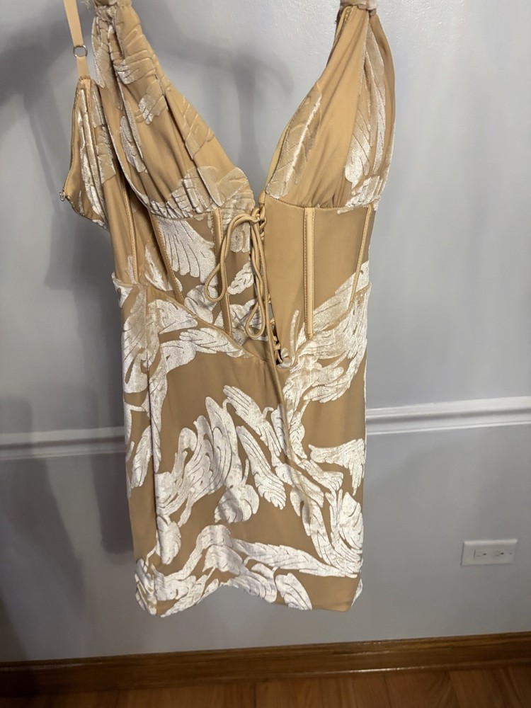 oh polly mini dress size 4 worn once