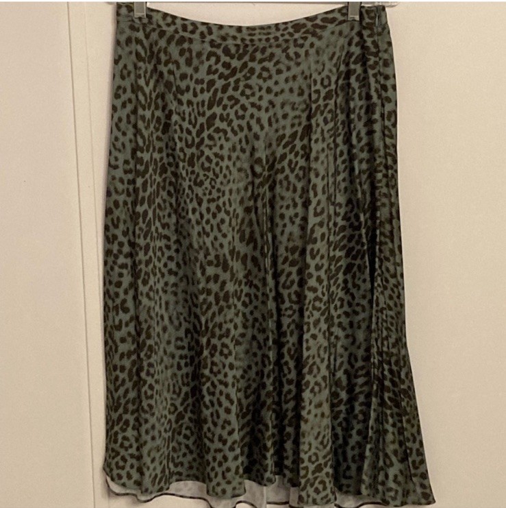A- Line Leopard Print Midi Skirt Silky Chic Bohemian Cool Parisian Size MP