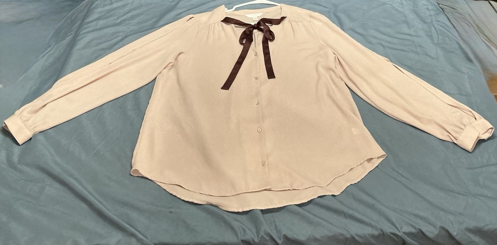 Lauren Conrad Long Sleeve Blouse rose color with burgundy￼ Bow Accent Size L