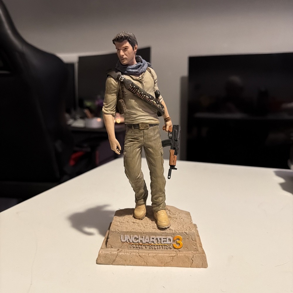 2011 Sideshow Uncharted 3 Nathan Drake video game Statue Sony Playstation NO BOX