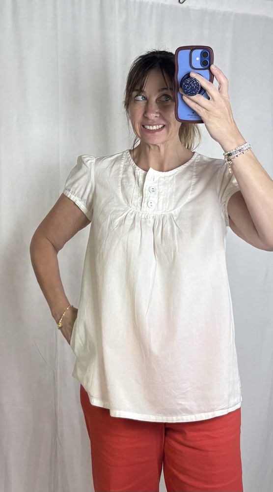 Women's GAP White Short-Sleeve Button Yoke Blouse Size L