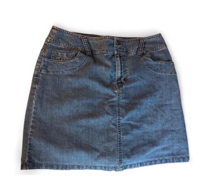 Sonoma Denim Skort Button Zip Pockets Stretch Blue Short Size 6