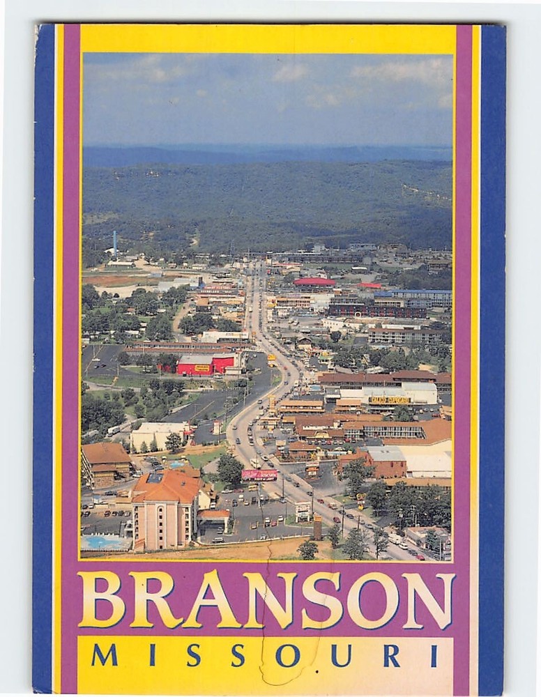 Postcard 76 Country Music Boulevard Branson Missouri USA