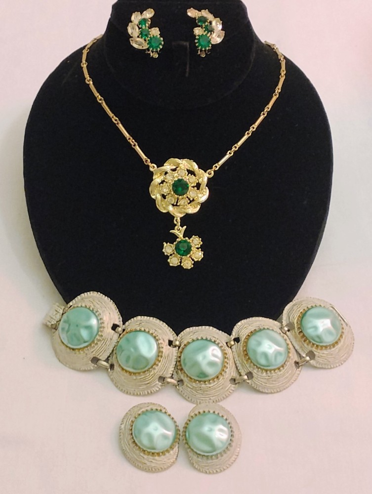 Vintage Rhinestone Necklace Baroque Pearl Chunky Bracelet Clip Earrings Jewelry Set