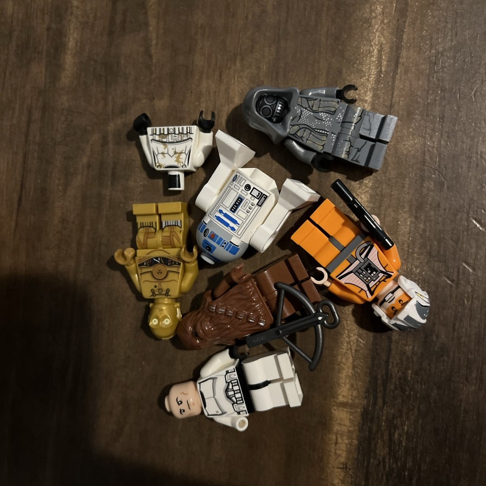 Lego Star Wars Minifigure Lot - Parts - 1K