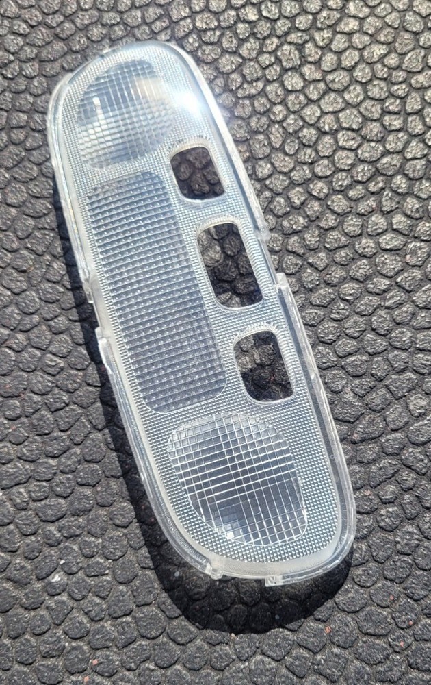 04-07 Jaguar XJ8 XJR XJ Series Top Center Over Head Console Dome Light Lens