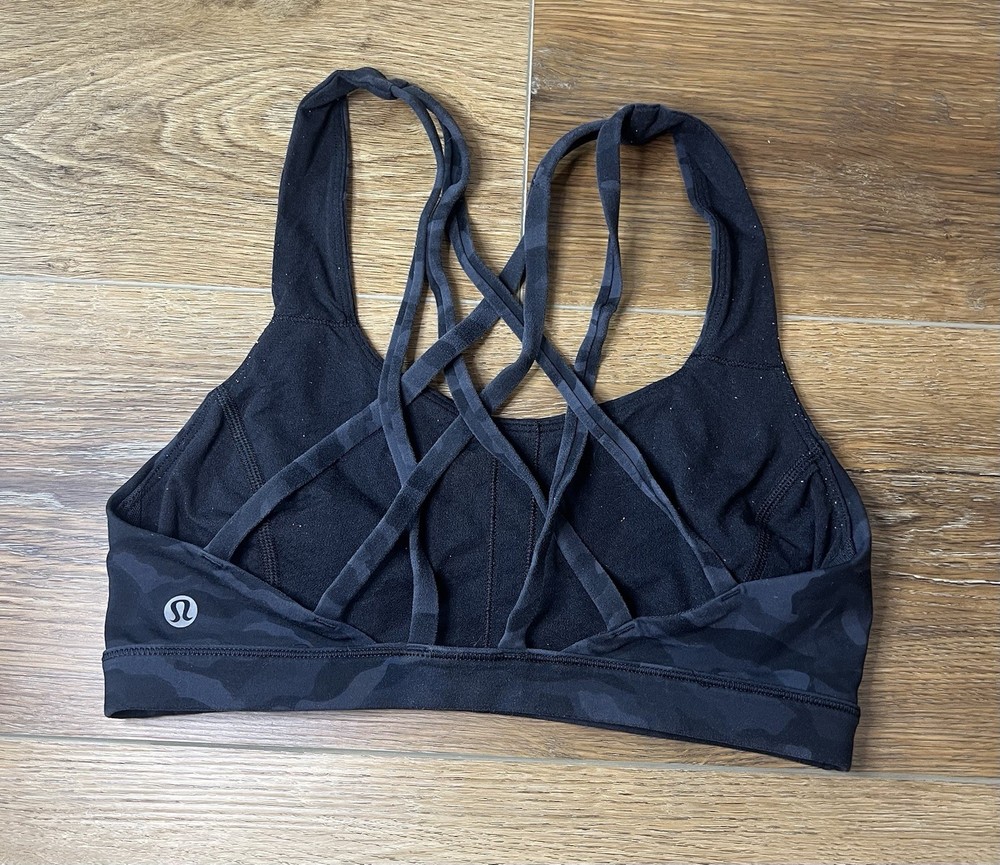 Lululemon Women's Sports Bra Size Xs Black Camo Strappy Back