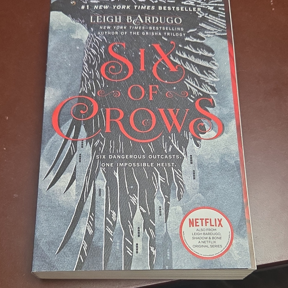 Six of Crows by Leigh Bardugo Trade Paperback 2018 Square Fish Fantasy Novel