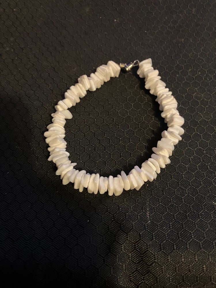 Ladies Fashion Shell Bracelet