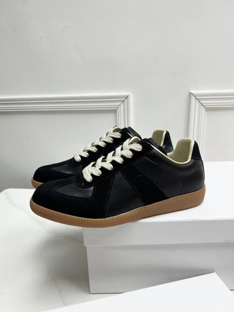 Maison Margiela Calfskin Replica Black low-top athleisure sneakers new