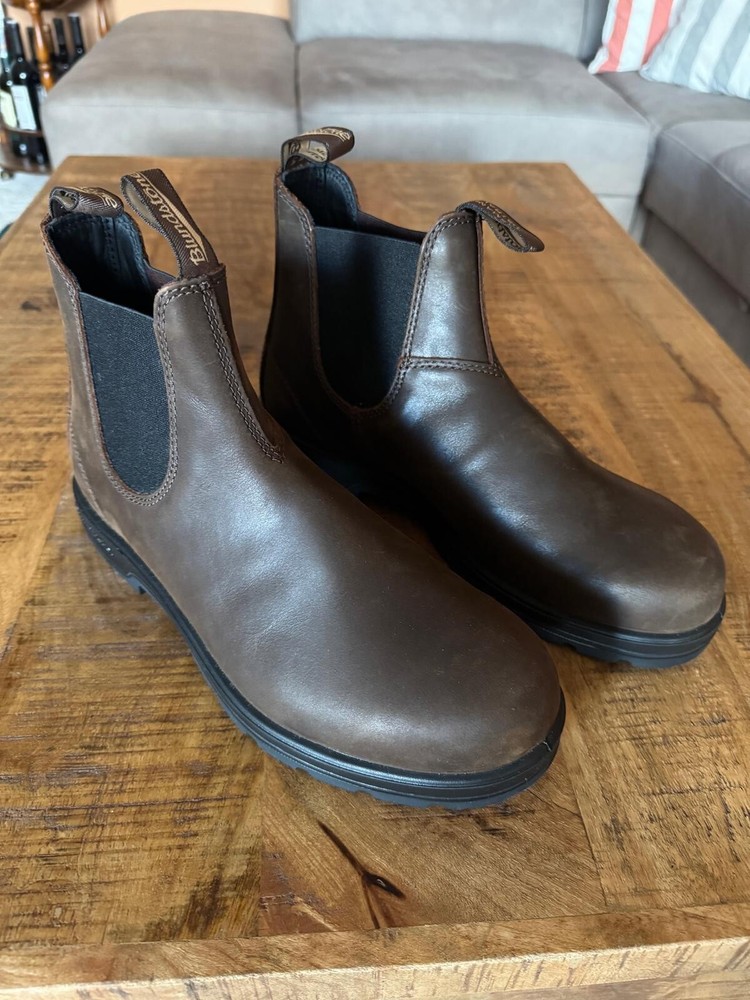 BLUNDSTONE 2340 Brown Leather Chelsea Boots for Men and Women