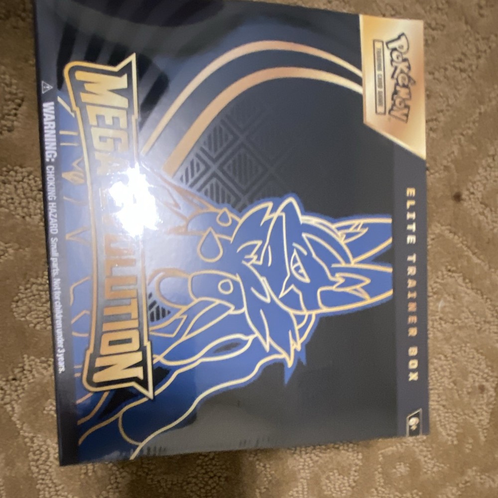 Pokémon Mega Evolution Elite Trainer Box Lucario - Pokémon TCG