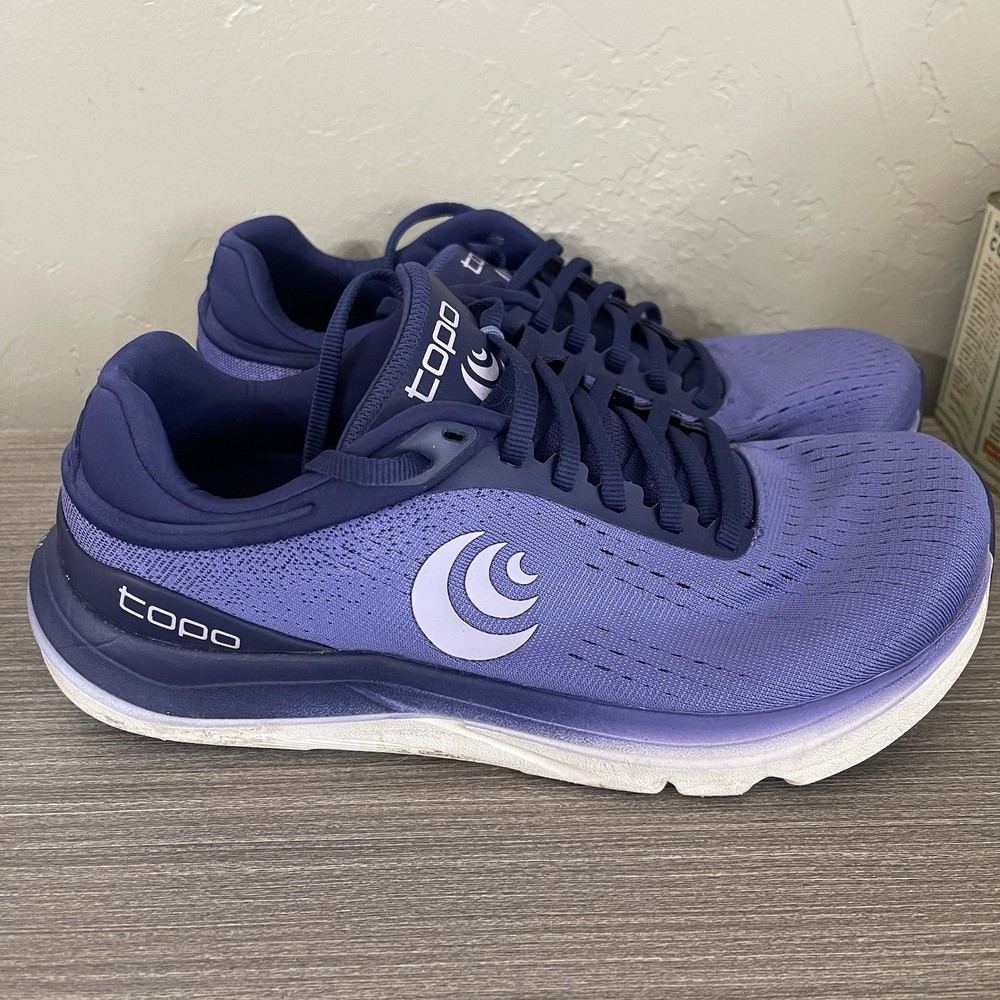 Topo Athletic Magnifly 5 Women’s Running Shoes Size 7.5 Purple